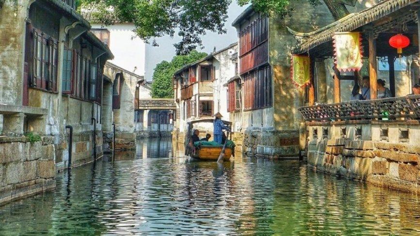 冷知识分享平台-发现惊奇有趣的夏天喝什么茶更健康?小知识